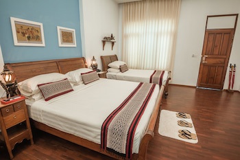 Areindmar Hotel