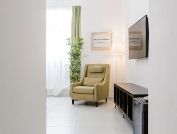 Two Pillows Boutique Hostel