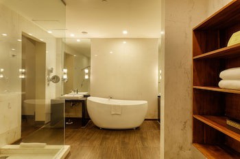 The Fortress Resort & Spa