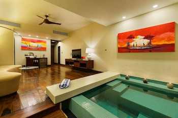 The Fortress Resort & Spa