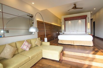 The Fortress Resort & Spa