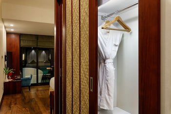 The Fortress Resort & Spa