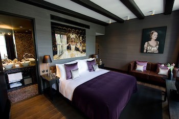 Canal House