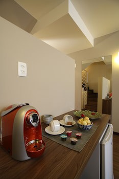 Bh Raja Hotel