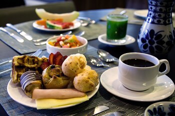 Bh Raja Hotel
