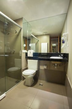 Bh Raja Hotel