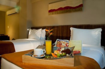 Bh Raja Hotel