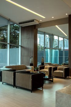 Bh Raja Hotel