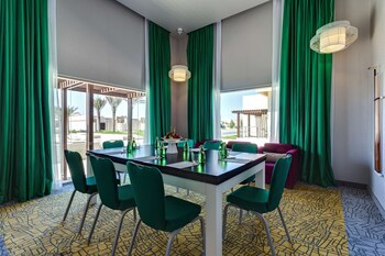 Park Inn By Radisson Hotel & Residence Duqm