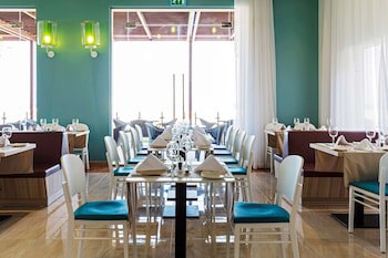 Park Inn By Radisson Hotel & Residence Duqm
