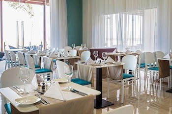 Park Inn By Radisson Hotel & Residence Duqm
