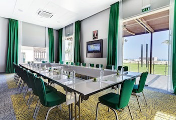 Park Inn By Radisson Hotel & Residence Duqm