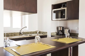 Park Inn By Radisson Hotel & Residence Duqm