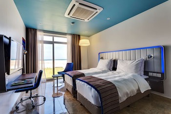 Park Inn By Radisson Hotel & Residence Duqm