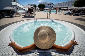 Hotel Lanzarote Village