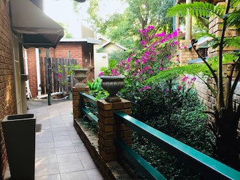 Amper Bo Guesthouse