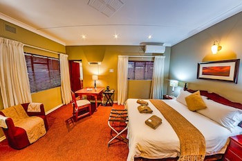 Amper Bo Guesthouse