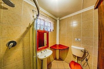 Amper Bo Guesthouse