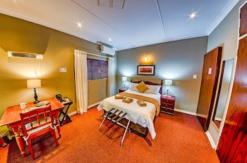 Amper Bo Guesthouse
