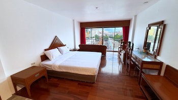 Highfive Hotel