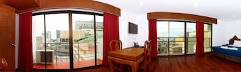 Highfive Hotel