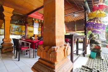 Bali Senia Hotel