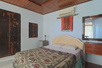 Bali Senia Hotel