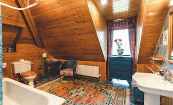 Oyo Rayanne House Guest Accommodation