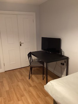 Oyo Rayanne House Guest Accommodation