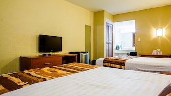 American Inn Hotel & Suites Hidalgo Del Parral