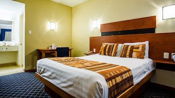 American Inn Hotel & Suites Hidalgo Del Parral