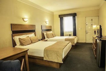 American Inn Hotel & Suites Hidalgo Del Parral
