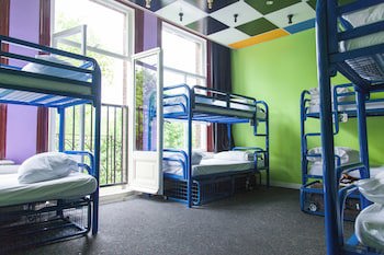 The Flying Pig Uptown Hostel