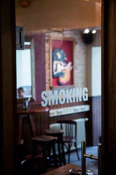 The Flying Pig Uptown Hostel