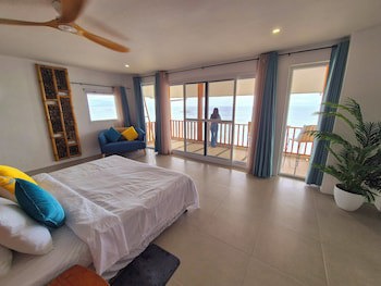 Quo Vadis Dive Resort Moalboal