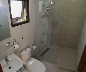 Quo Vadis Dive Resort Moalboal