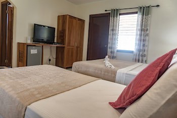 Quo Vadis Dive Resort Moalboal