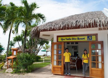 Quo Vadis Dive Resort Moalboal