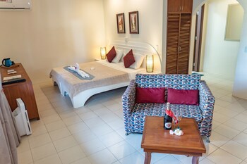 Quo Vadis Dive Resort Moalboal