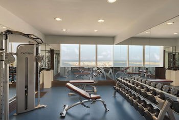 Ramada by Wyndham Abu Dhabi Corniche fotoğrafı