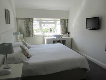 Ommaroo Hotel