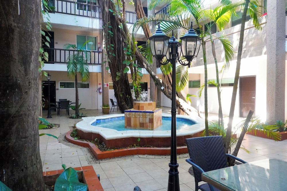 Hotel Colonial Cancun