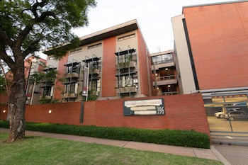 Absolute Farenden Apartments (Adults Only)