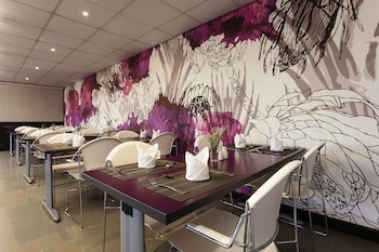 Absolute Farenden Apartments (Adults Only)