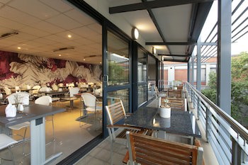Absolute Farenden Apartments (Adults Only)