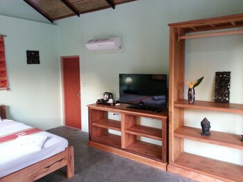 Bird Of Paradise Bungalows