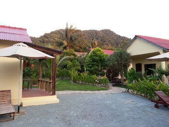 Bird Of Paradise Bungalows