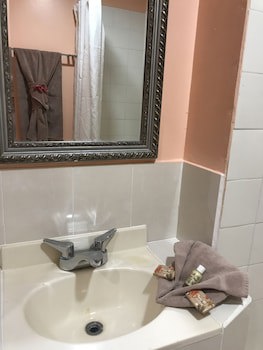 Tropical Paradise Hotel