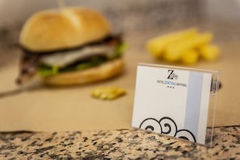 Hotel Zentral Mayoral