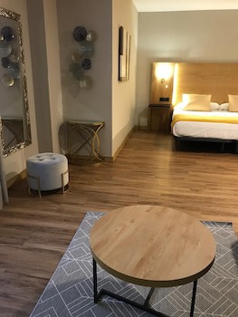Hotel Zentral Mayoral